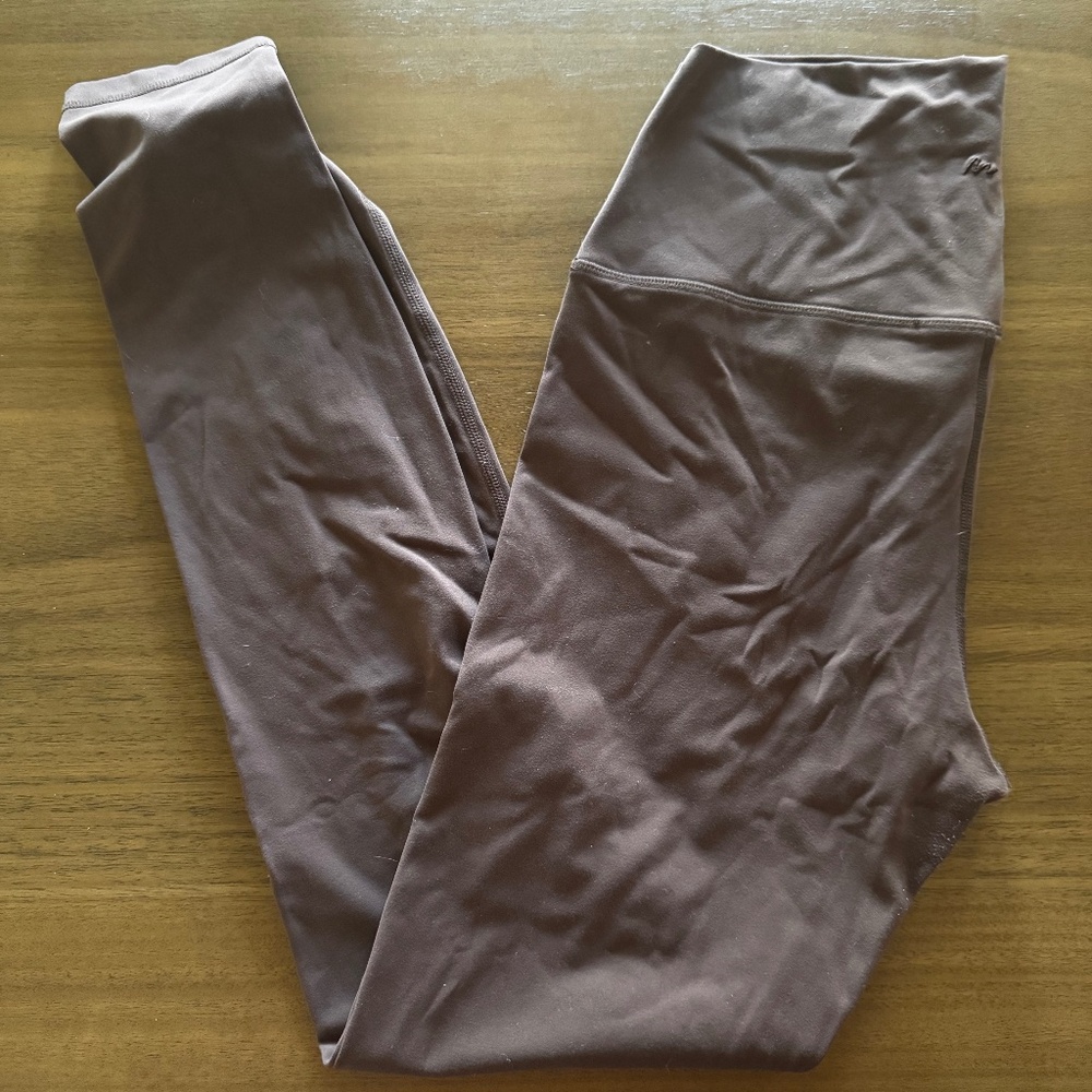 MODIV Leggings